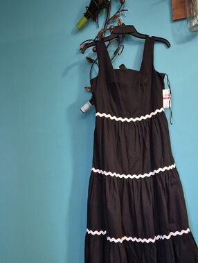 Nwt CeCe Black Dress with White Label Detail 100% Cotton, Ptp 16,5 -18, Lenth 45